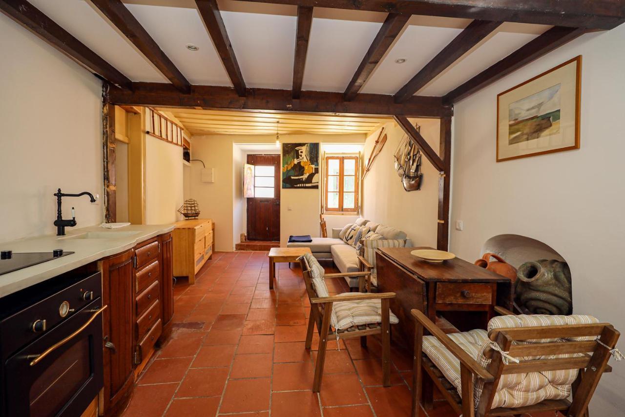 A74 - Rua Do Canal 1 Bed Flat Apartment Lagos