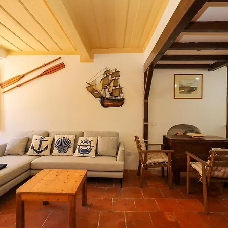 A74 - Rua Do Canal 1 Bed Flat Lagos Exterior photo
