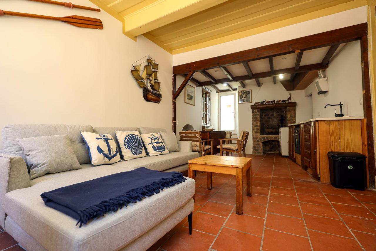 A74 - Rua Do Canal 1 Bed Flat